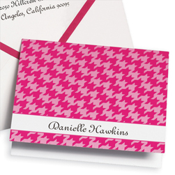 Pink Houndstooth Fashion Note